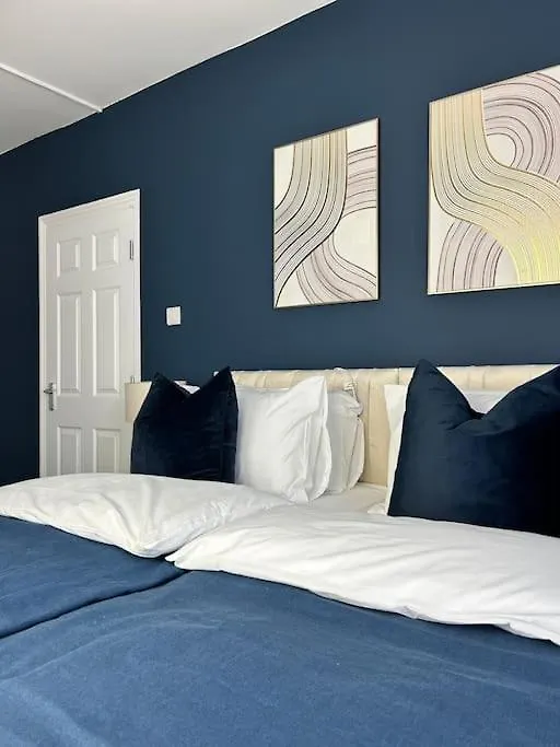 アパート Modern 5-Bed Home Near Leeds City Centre